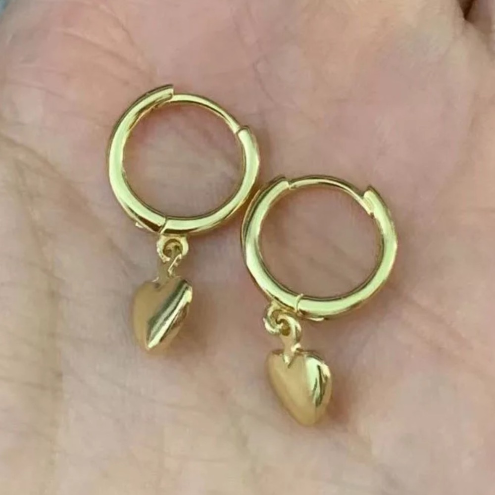 NEW GOLD TASSEL HEART HOOP EARRINGS - Picture 2 of 8